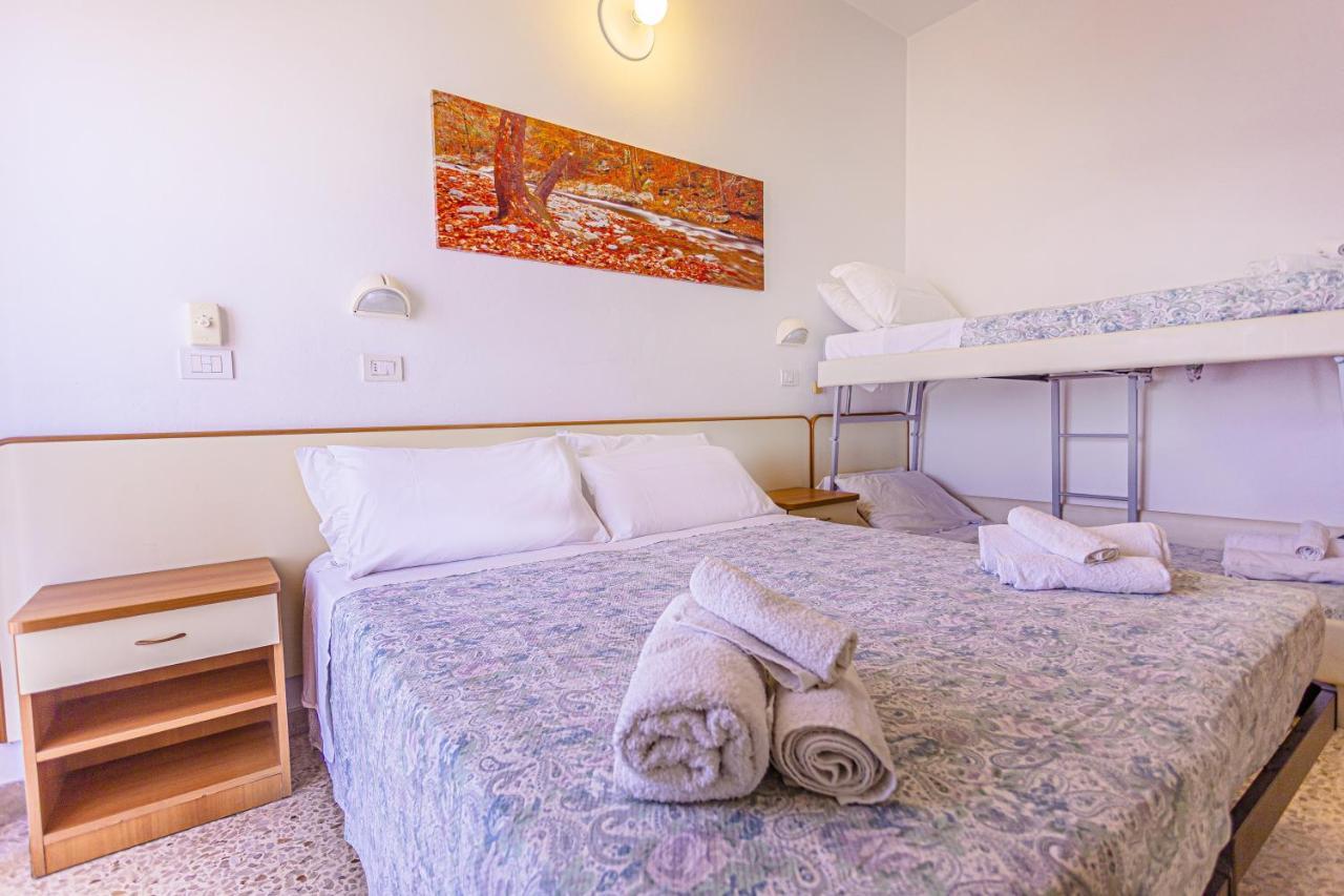 Hotel Continental Bellaria-Igea Marina Eksteriør billede